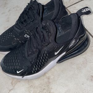 Nike 270s kids size 4.5